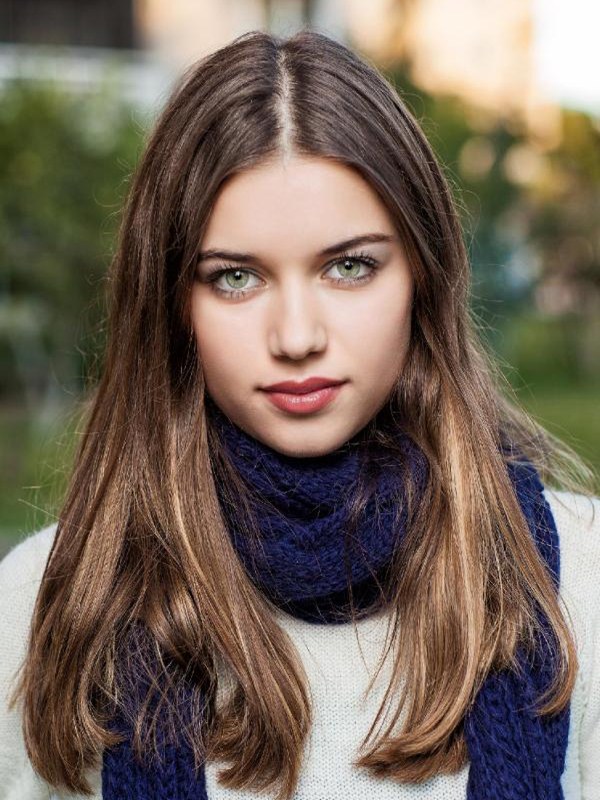 afra-saracoglu ile ilgili görsel 1