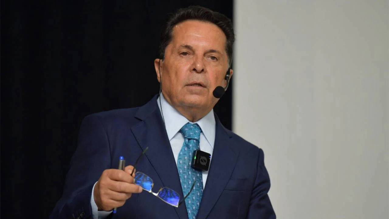 ahmet-ozer ile ilgili görsel 2