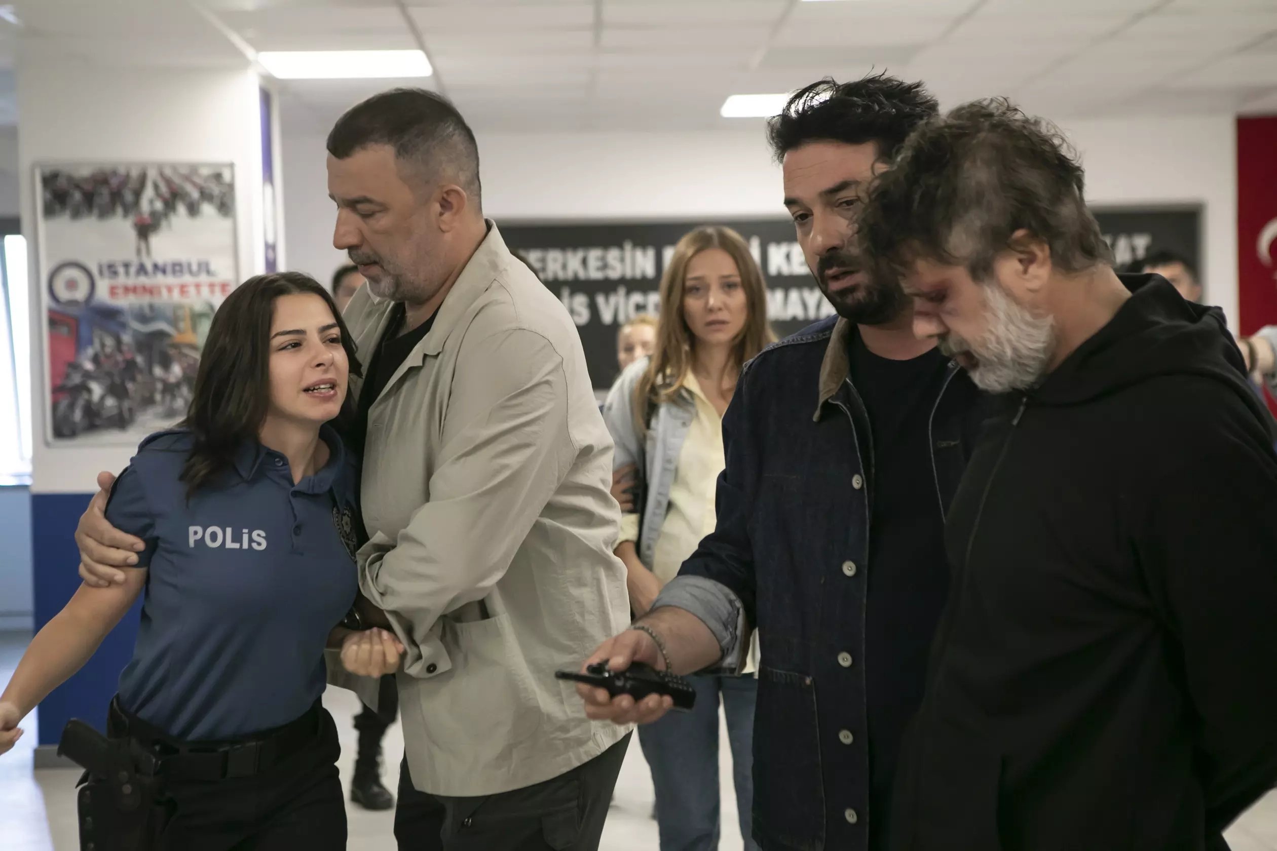 arka-sokaklar-732-bolum-full-izle ile ilgili görsel 2