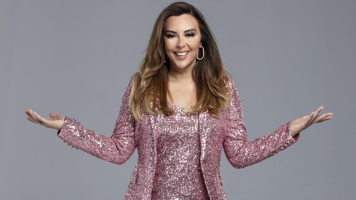 Aslı Hünel Kimdir? Hayatı, Kariyeri ve Güncel Projeleri (2025)