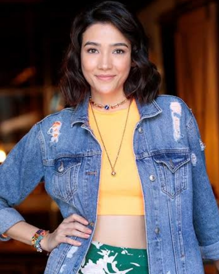 aybuke-pusat ile ilgili görsel 3