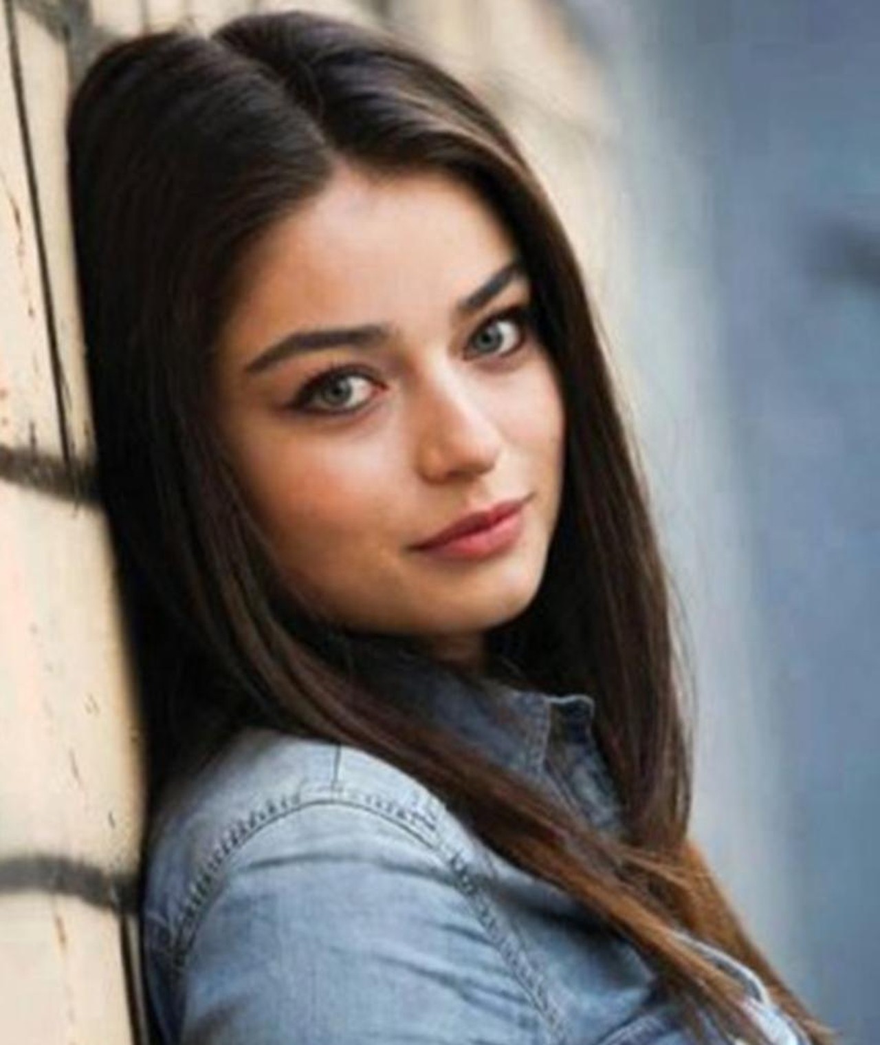 ayca-aysin-turan ile ilgili görsel 3