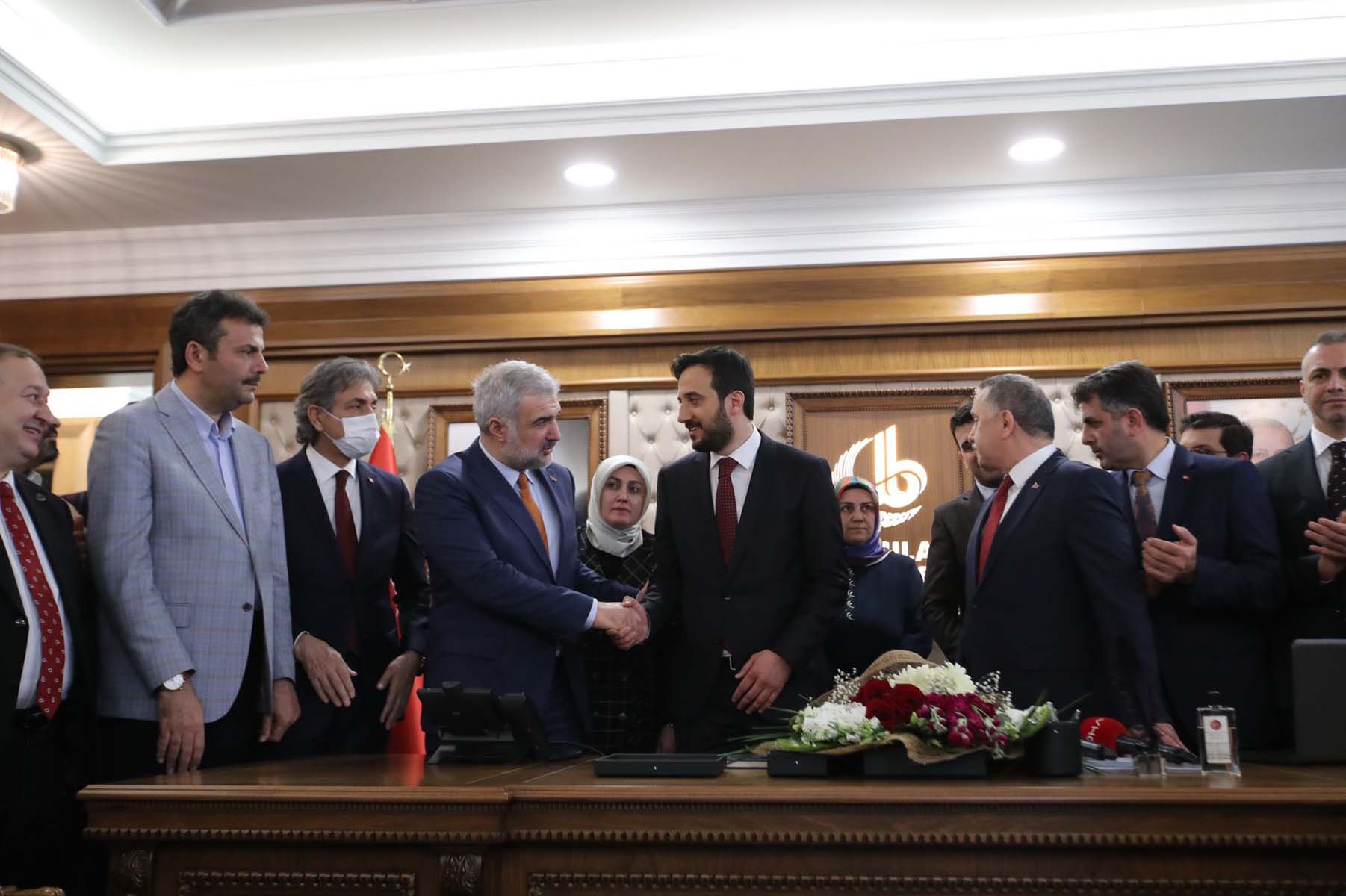 bagcilar-belediyesi-hangi-parti ile ilgili görsel 3