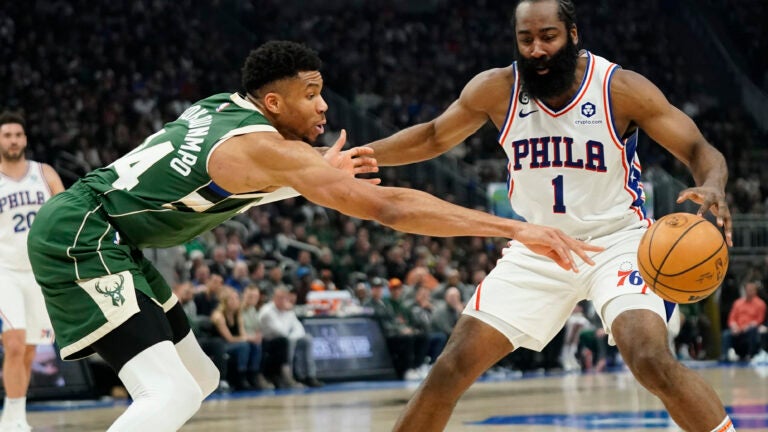 bucks-76ers ile ilgili görsel 3