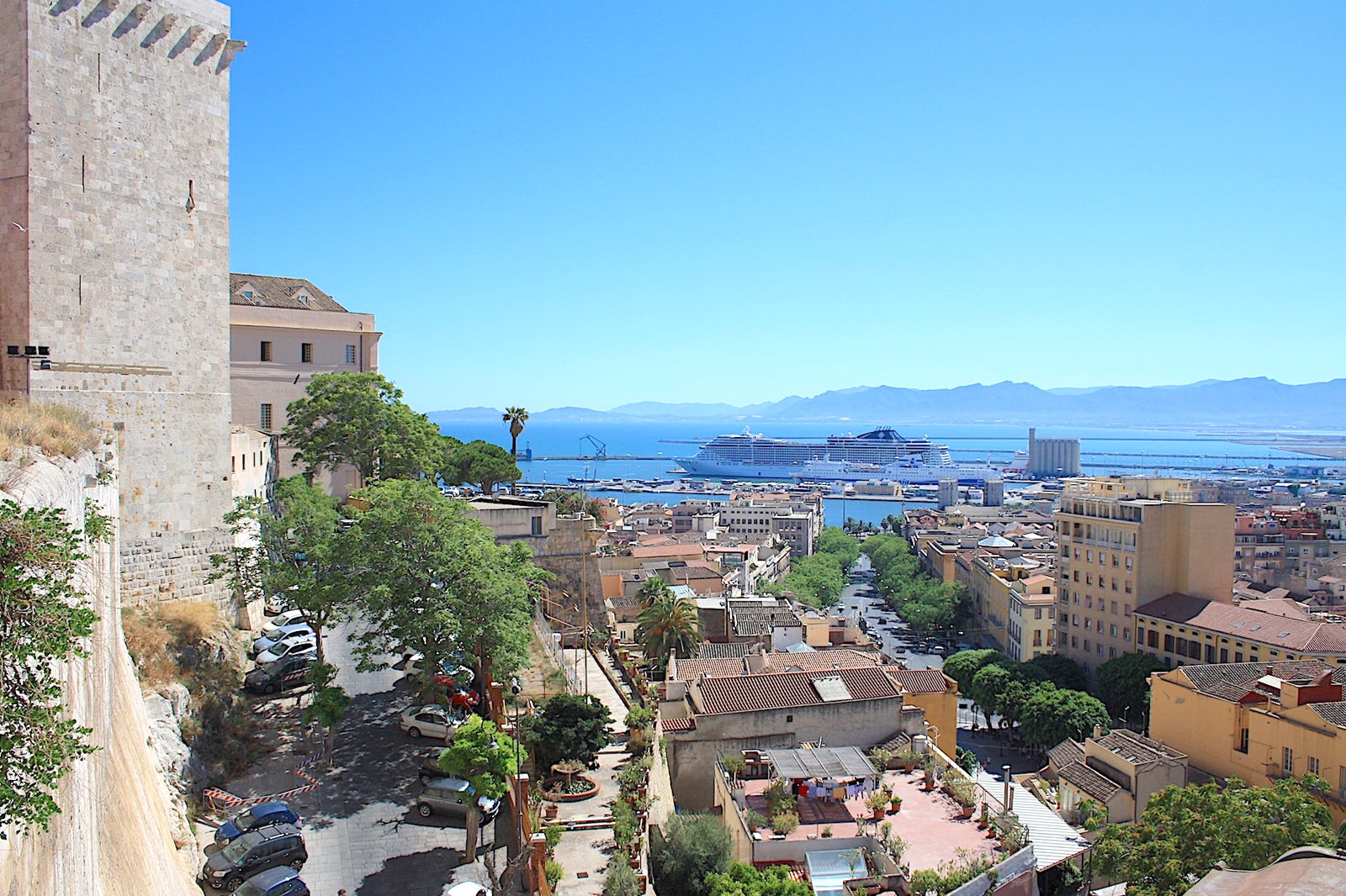 cagliari ile ilgili görsel 3