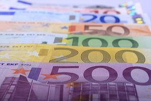 eur ile ilgili görsel 1