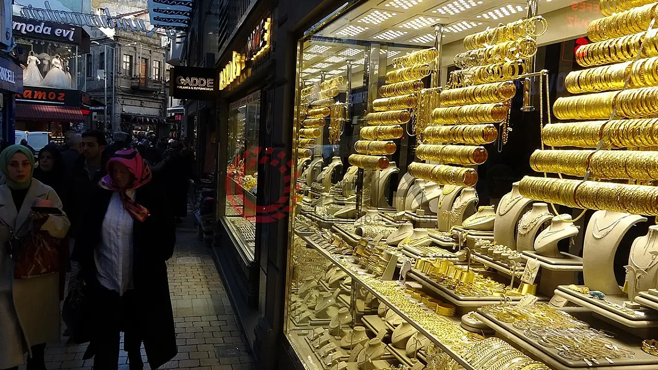 kapali-carsi-altin ile ilgili görsel 1
