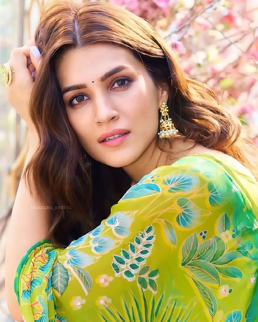 kriti-sanon ile ilgili görsel 3