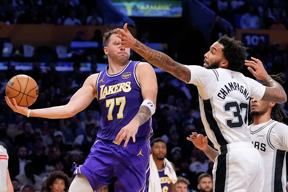 Lakers - Spurs NBA Cup çeyrek final maçı: Öne çıkanlar