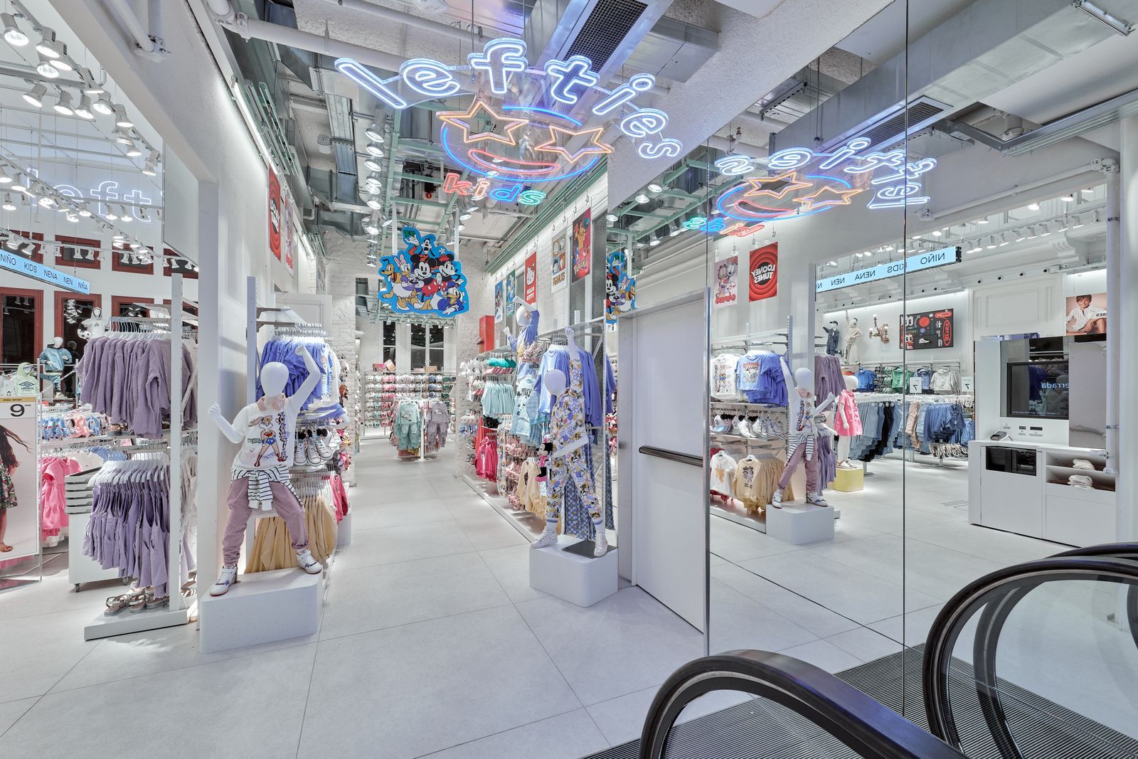 lefties ile ilgili görsel 3