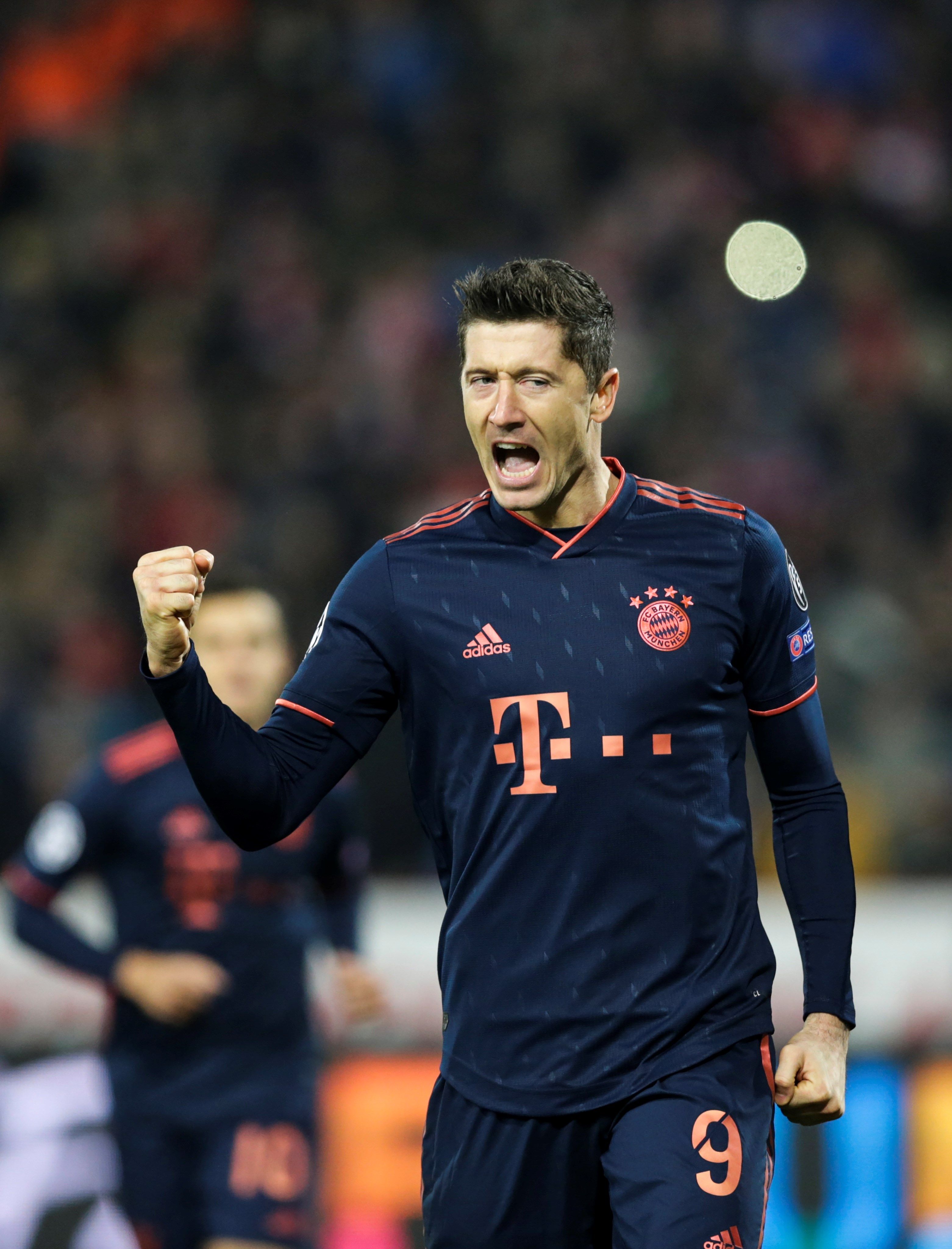 Lewandowski 2025-26 Sezonunda Barcelona'da Parlıyor