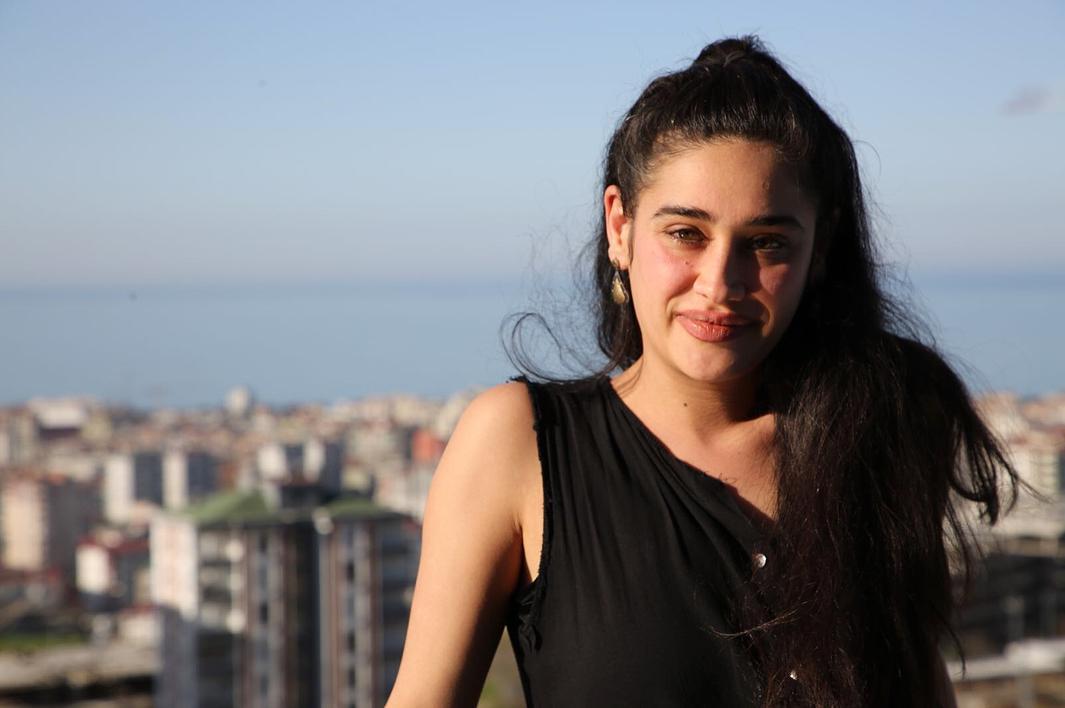 meltem-miraloglu ile ilgili görsel 3