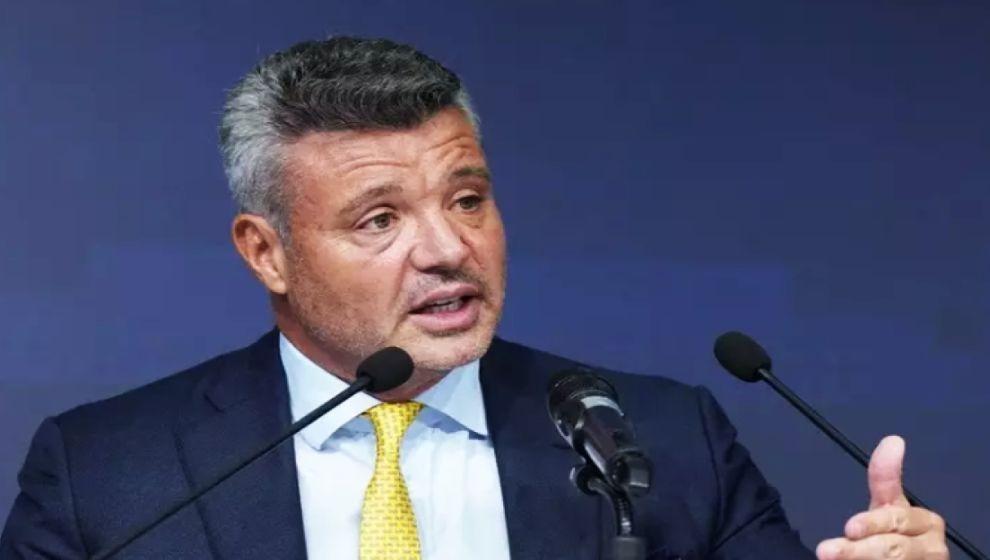 sadettin-saran-hulya-avsar ile ilgili görsel 3