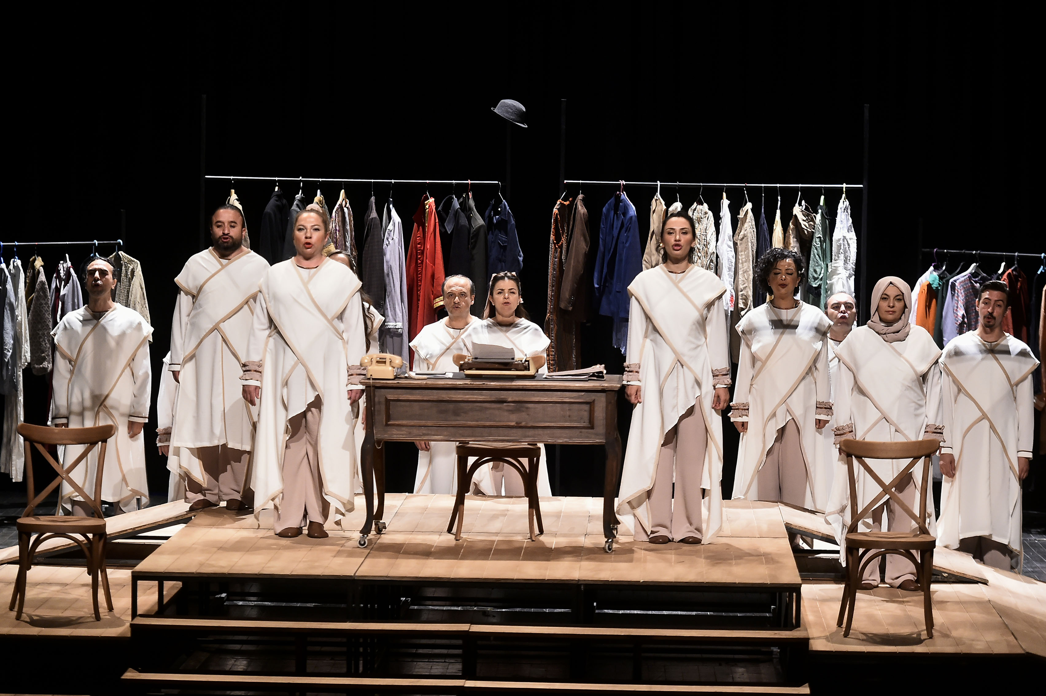 sehir-tiyatrolari ile ilgili görsel 2