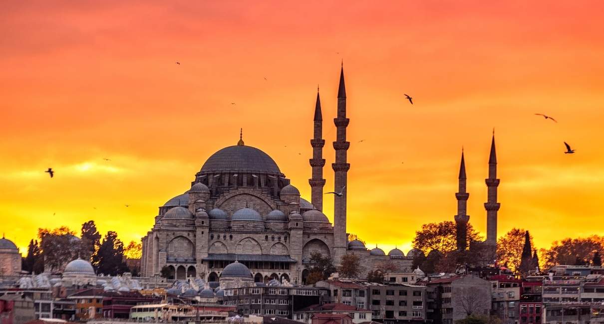 Süleymaniye Camii: Osmanlı Mimarisinin Şaheseri
