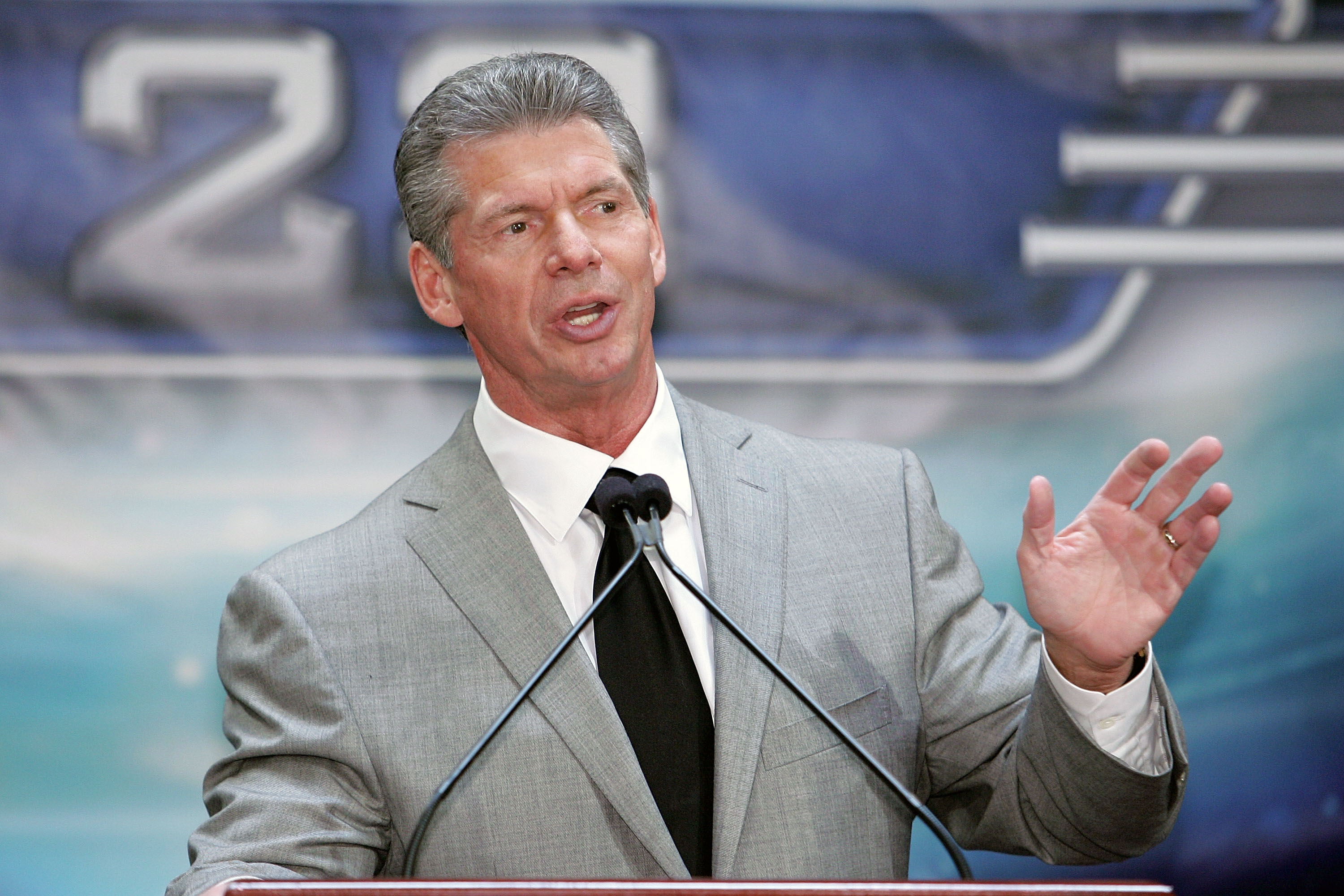 vince-mcmahon ile ilgili görsel 3