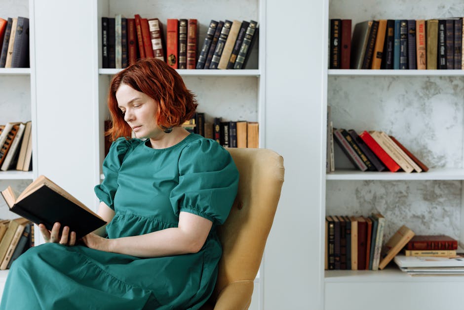 bookish decor
